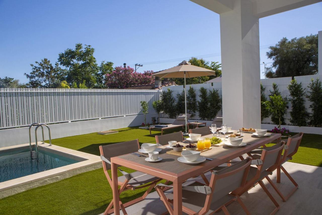 The Quad Luxury Villas Lygia  Exterior photo