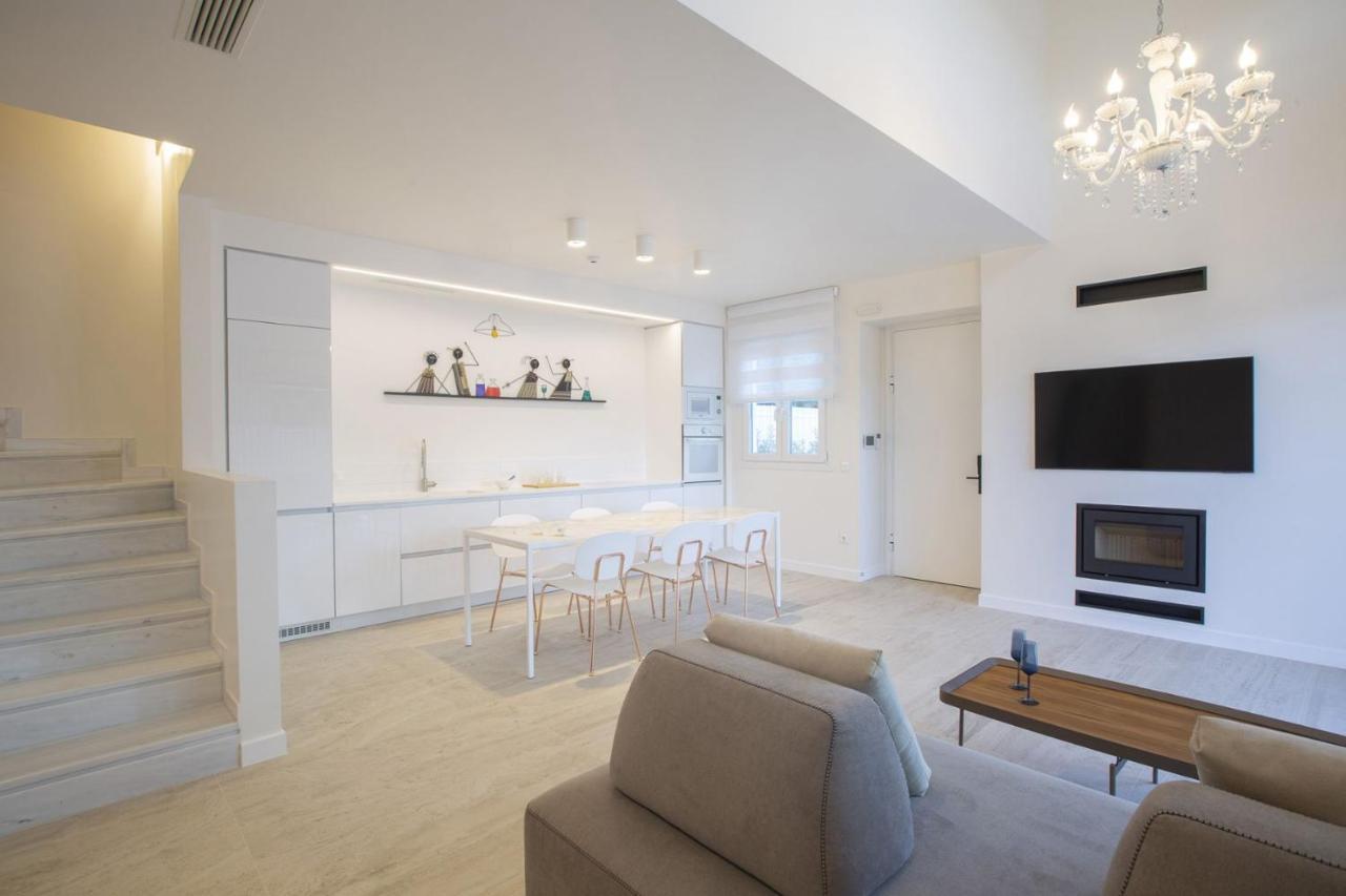 The Quad Luxury Villas Lygia  Exterior photo