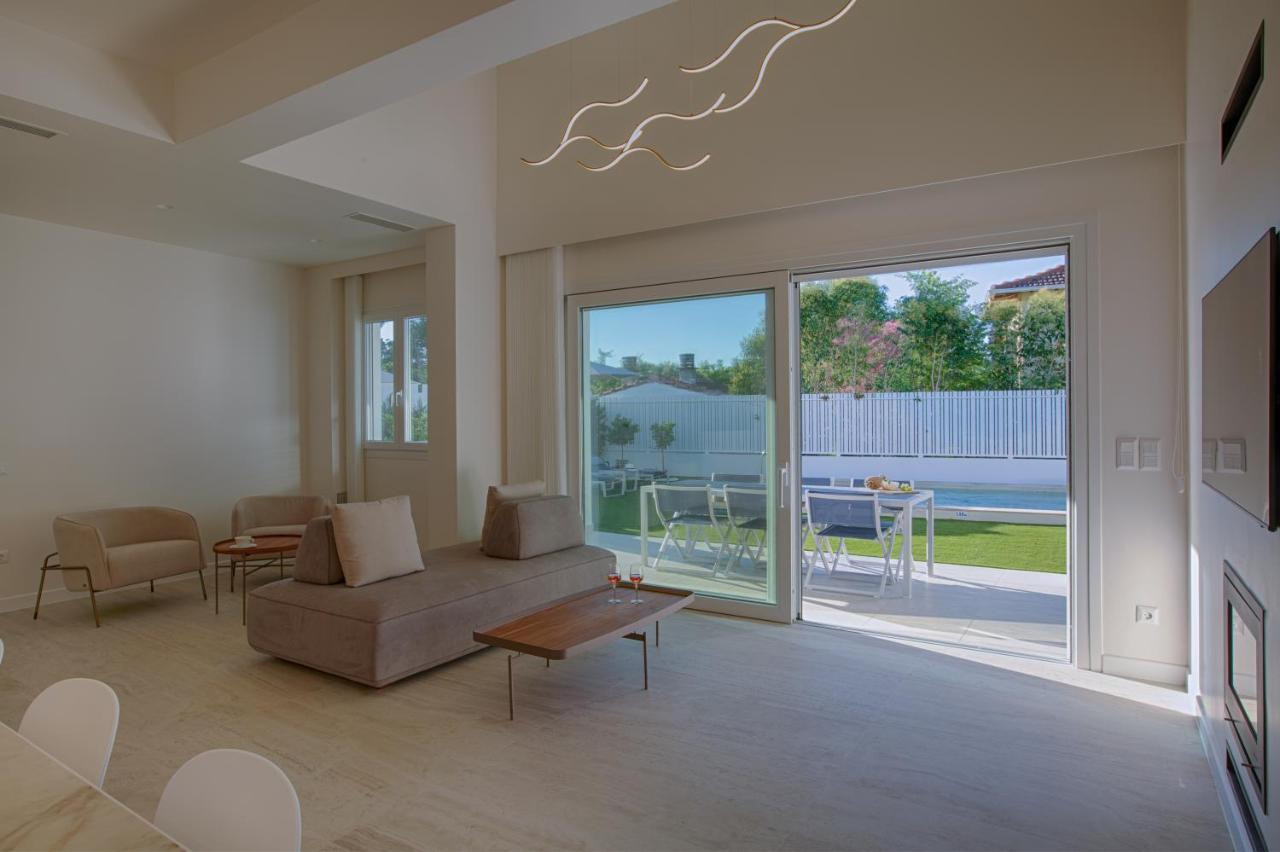 The Quad Luxury Villas Lygia  Exterior photo